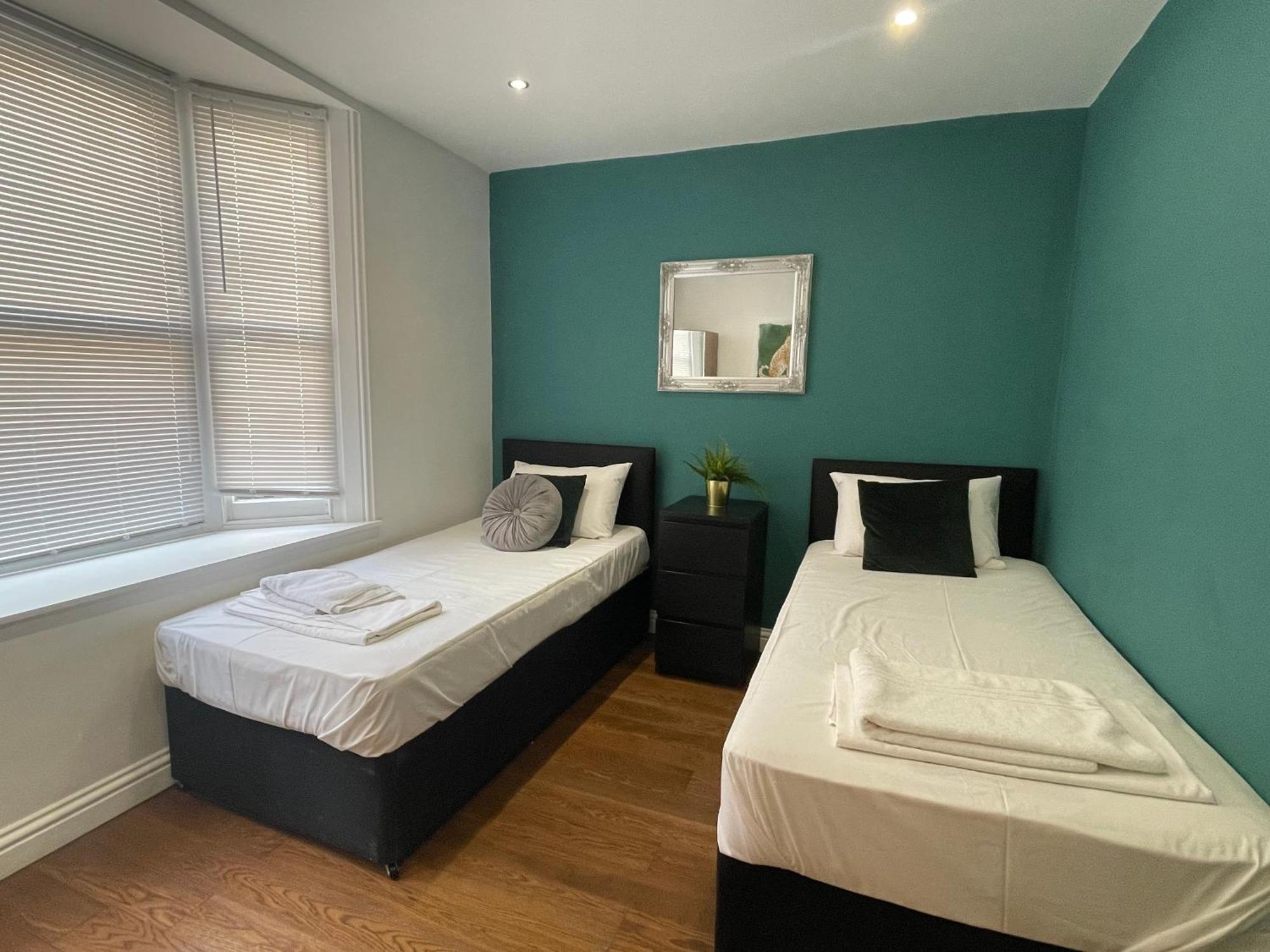Holiday home Super Big House 6 Bedroom House I Next To